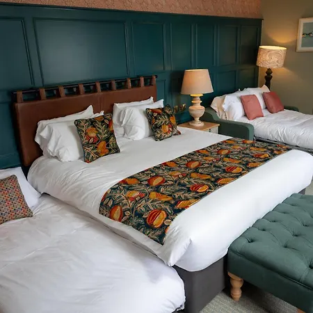 The Royal By Chef & Brewer Collection Hotel
